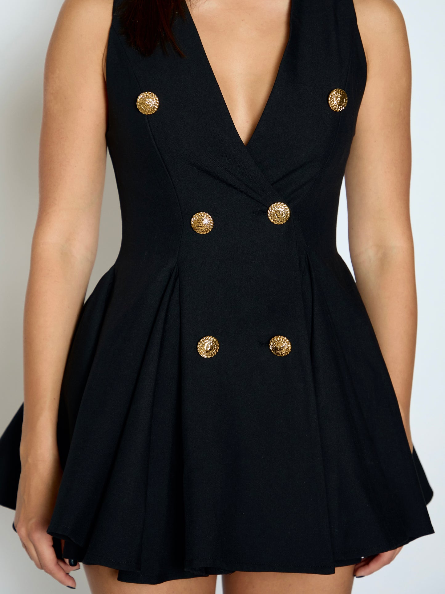 Dress Dora